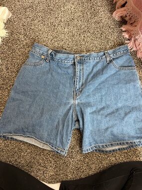 Levi’s High-Rise Denim Shorts - Light Blue